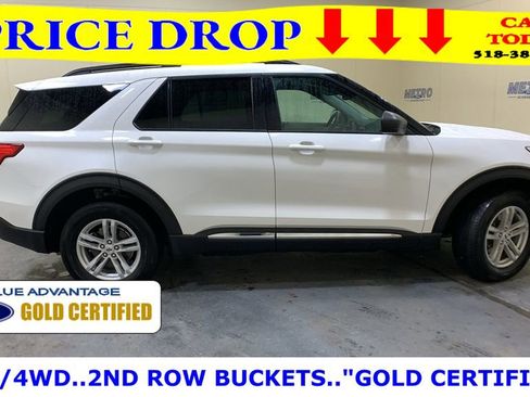 Certified 2023 Ford Explorer XLT image 3