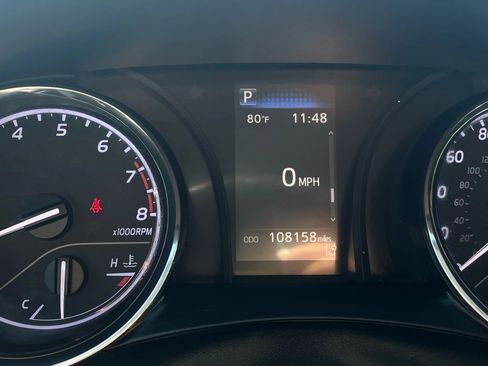 Used 2019 Toyota Camry L image 13