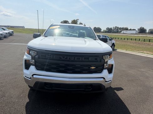 Used 2025 Chevrolet Silverado 1500 W/T RWD image 2