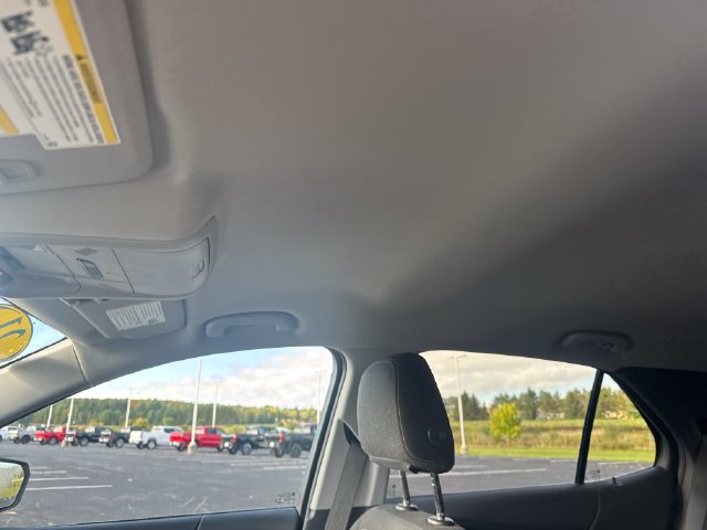 Used 2021 Chevrolet Equinox LT AWD/4WD image 25