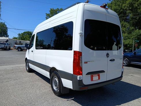 Used 2024 Mercedes-Benz Sprinter 2500 image 8