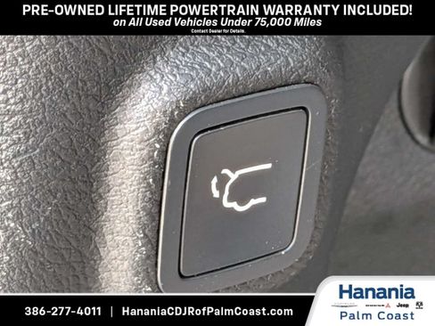Used 2019 Jeep Cherokee Latitude Plus w/ Comfort/Convenience Group AWD/4WD image 14