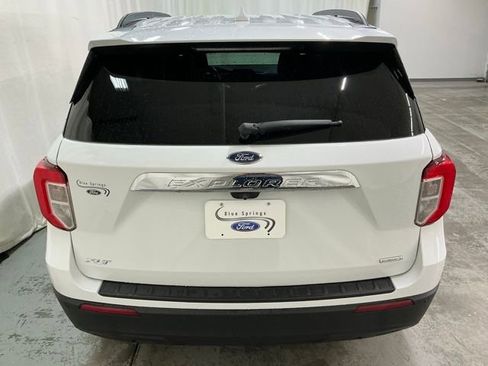 Used 2020 Ford Explorer XLT RWD image 4