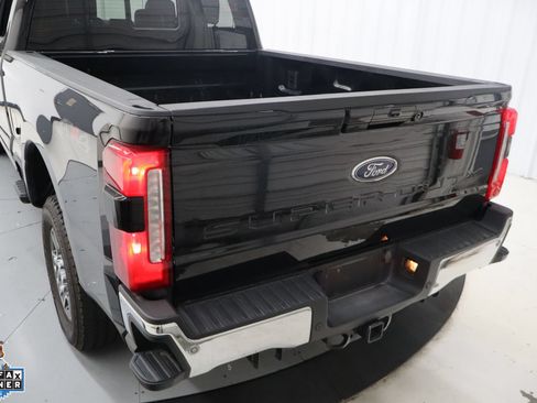 Used 2024 Ford F250 Lariat AWD/4WD image 27