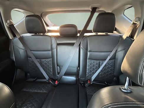 Used 2019 Nissan Murano Platinum w/ Cargo Package image 11