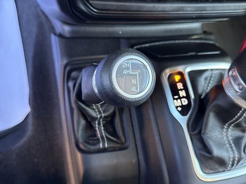 Used 2021 Jeep Gladiator Overland w/ Cold Weather Group AWD/4WD image 20