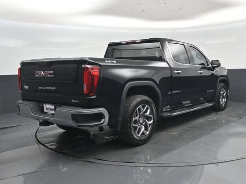 Used 2022 GMC Sierra 1500 SLT w/ SLT Convenience Package AWD/4WD image 3