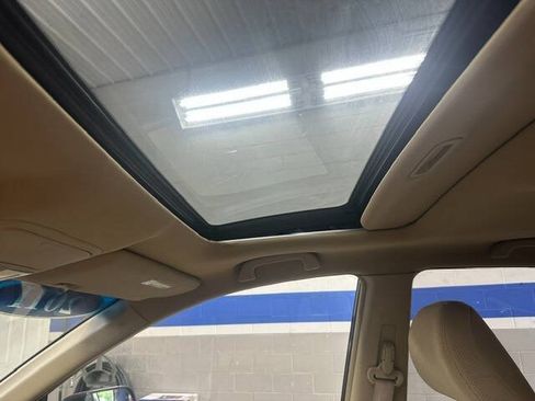 Used 2011 Honda CR-V EX image 18