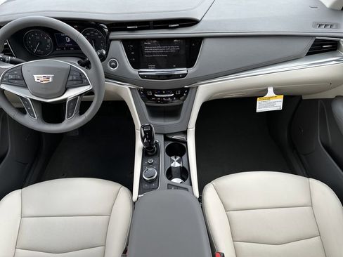 New 2026 Cadillac XT5 Premium Luxury w/ Driver Assist Package image 15