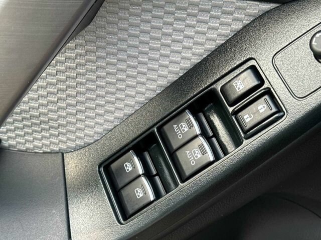 Used 2017 Subaru Forester 2.5i Premium w/ Popular Package #1A AWD/4WD image 13