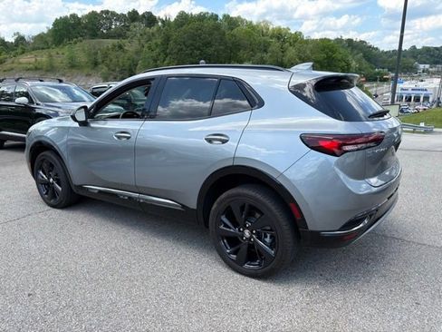 Used 2023 Buick Envision Essence w/ Sport Touring Package AWD/4WD image 3