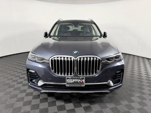 Used 2022 BMW X7 xDrive40i w/ Premium Package image 4