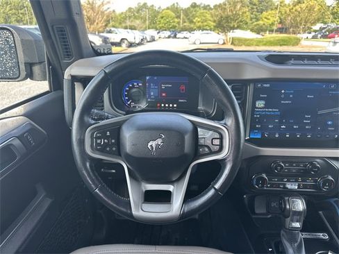 Used 2022 Ford Bronco Wildtrak image 23