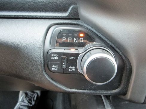 Used 2020 RAM 1500 Big Horn AWD/4WD image 28
