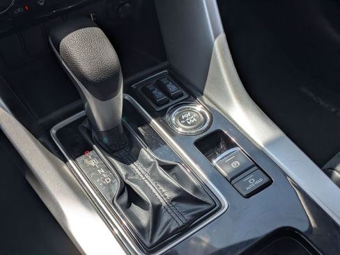 Used 2025 Mitsubishi Eclipse Cross SE AWD/4WD image 23