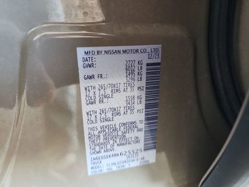 Used 2024 Nissan Frontier PRO-4X w/ Pro Premium Package image 30