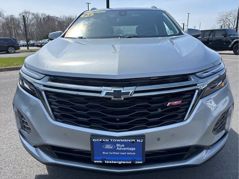 Used 2023 Chevrolet Equinox RS w/ RS Leather Package image 4