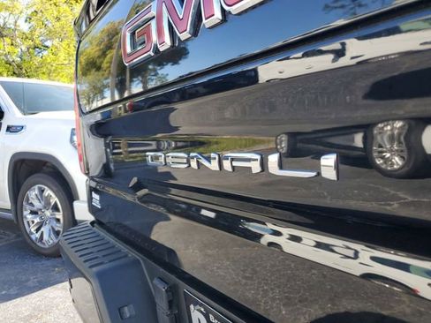 Used 2023 GMC Sierra 1500 Denali image 8