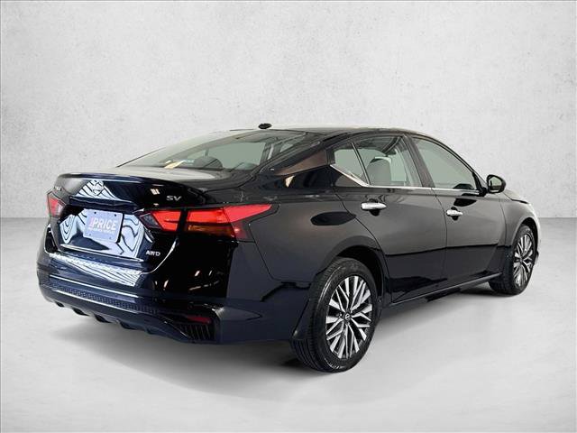 Used 2023 Nissan Altima 2.5 SV AWD/4WD image 5