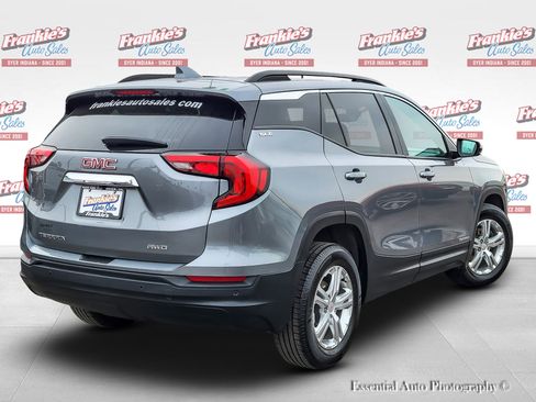 Used 2020 GMC Terrain SLE w/ Driver Convenience Package image 6