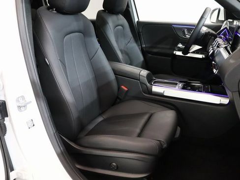 Certified 2025 Mercedes-Benz GLB 250 GLB 250 image 19