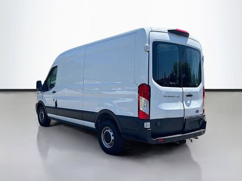 Used 2020 Ford Transit 250 Medium Roof RWD image 5