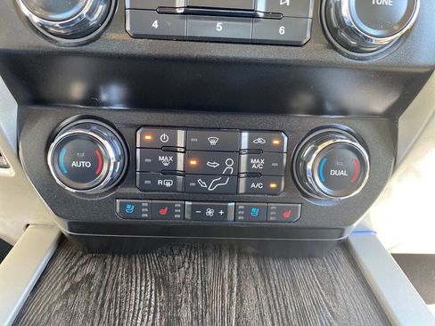 Used 2021 Ford F250 Lariat w/ Chrome Package image 33