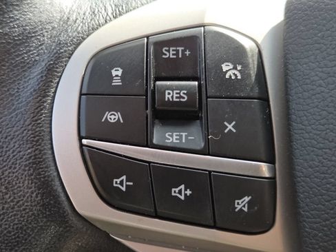 Used 2021 Ford Explorer Limited w/ Hybrid Equipment Group 310A AWD/4WD image 16