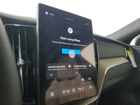 New 2026 Volvo XC60 T8 Plus w/ Protection Package Premier image 28