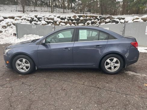 Used 2014 Chevrolet Cruze LT image 2