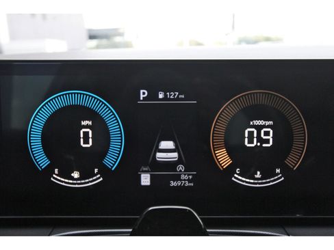 Certified 2024 Hyundai Santa Fe XRT AWD/4WD image 17