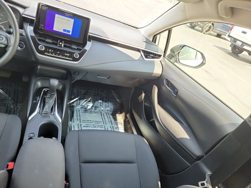 Certified 2023 Toyota Corolla LE w/ LE Convenience Package FWD image 15