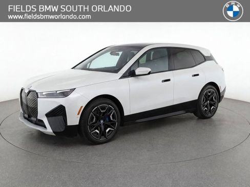 Used 2023 BMW iX xDrive50 w/ Sport Package AWD/4WD image 1