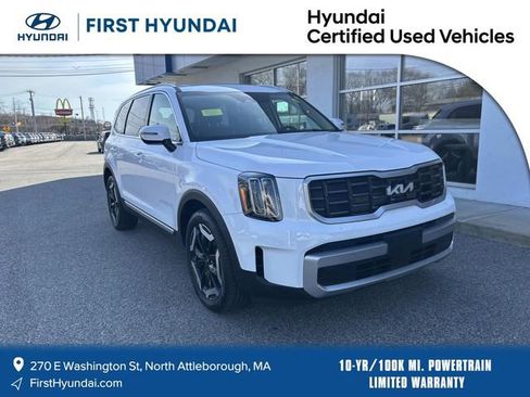 Used 2023 Kia Telluride S w/ S Sunroof Package AWD/4WD image 1