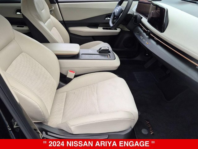 Used 2024 Nissan Ariya AWD image 37