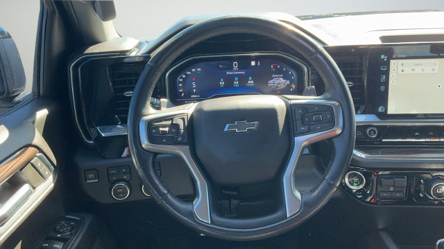 Used 2023 Chevrolet Silverado 1500 RST w/ Z71 Off-Road Package AWD/4WD image 10