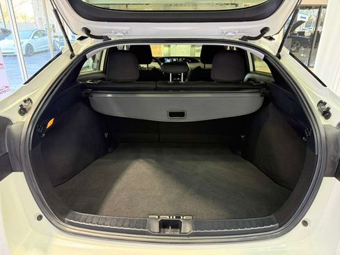 Used 2019 Toyota Prius L Eco FWD image 46