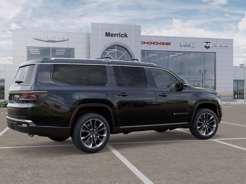 New 2025 Jeep Wagoneer L Series III w/ Premium Group I AWD/4WD image 4