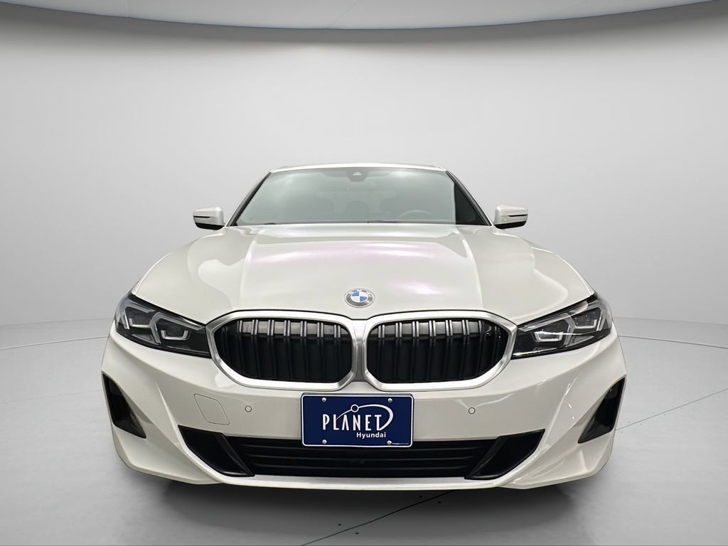 Used 2024 BMW 330i xDrive Sedan w/ Convenience Package AWD/4WD image 8