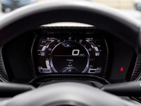 Used 2016 Alfa Romeo 4C Spider w/ Convenience Group - Spider RWD image 29