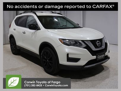 Used 2017 Nissan Rogue SV w/ Midnight Edition Package