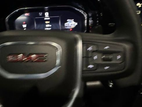 Used 2024 GMC Sierra 1500 SLT w/ SLT Premium Plus Package AWD/4WD image 18