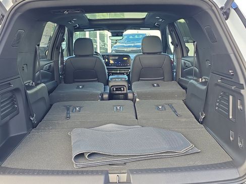 New 2026 Chevrolet Traverse Z71 image 10