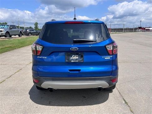 Used 2017 Ford Escape Titanium image 4