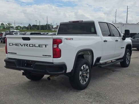 Used 2024 Chevrolet Silverado 2500 Custom w/ Custom Convenience Package AWD/4WD image 5