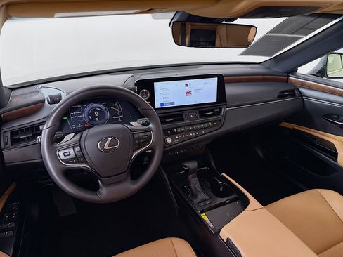 Used 2025 Lexus ES 300h w/ Premium Package image 23