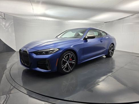 Used 2022 BMW M440i Coupe image 8