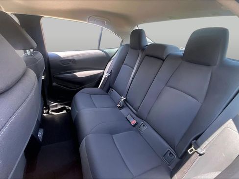 Used 2025 Toyota Corolla LE FWD image 18
