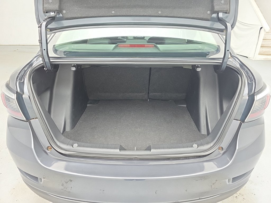 Used 2018 Toyota Yaris iA FWD image 41