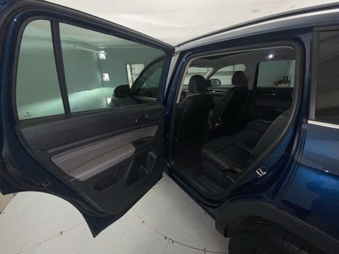 Used 2023 Volkswagen Atlas SE w/ Panoramic Sunroof Package AWD/4WD image 22